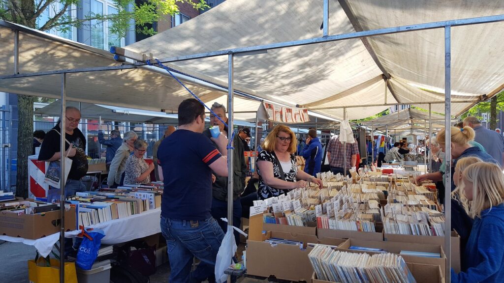 almelo, art market, book fair-2386847.jpg