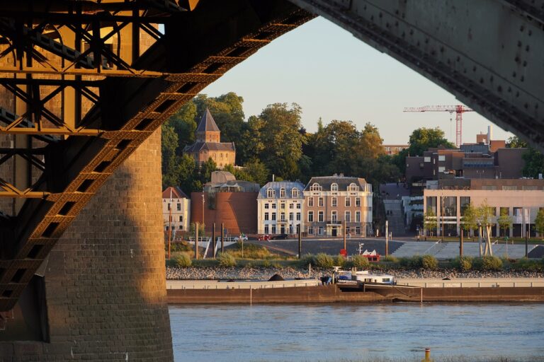 river, bridge, boats-7392512.jpg