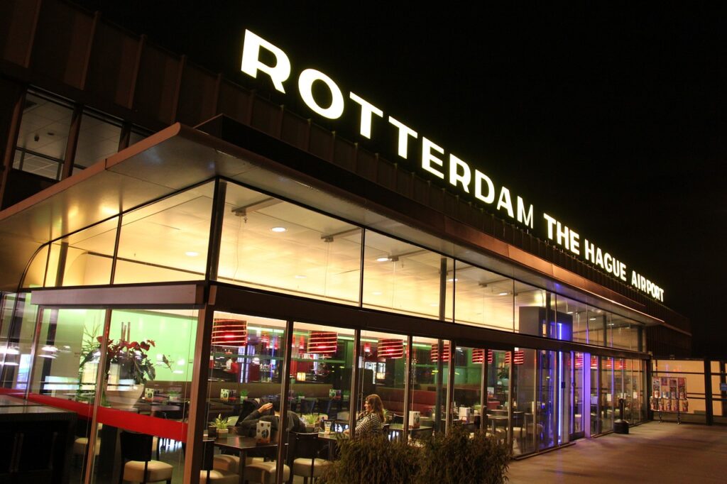 rotterdam, the hague airport, restaurant